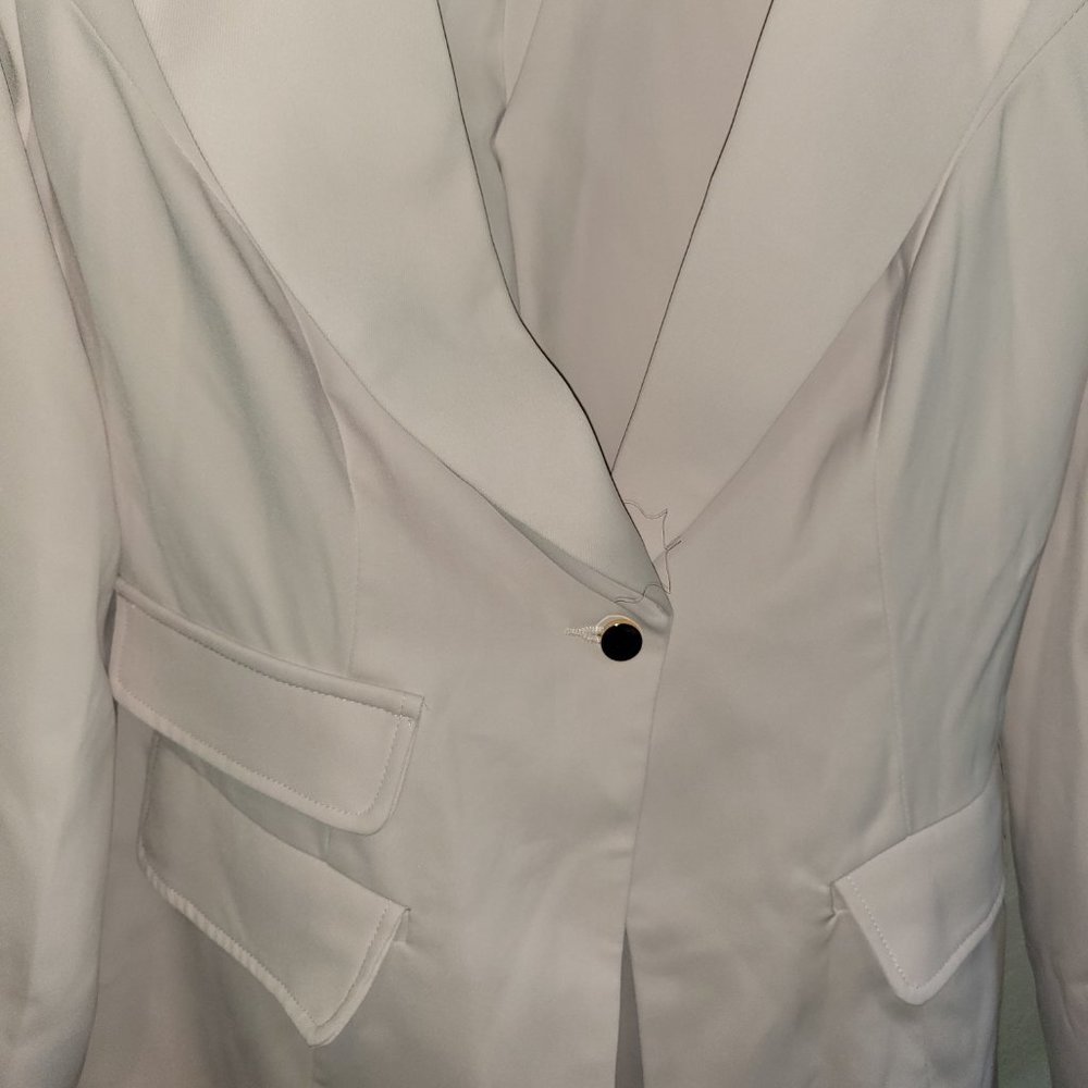 Pink Pantsuit - Picture 5 of 9